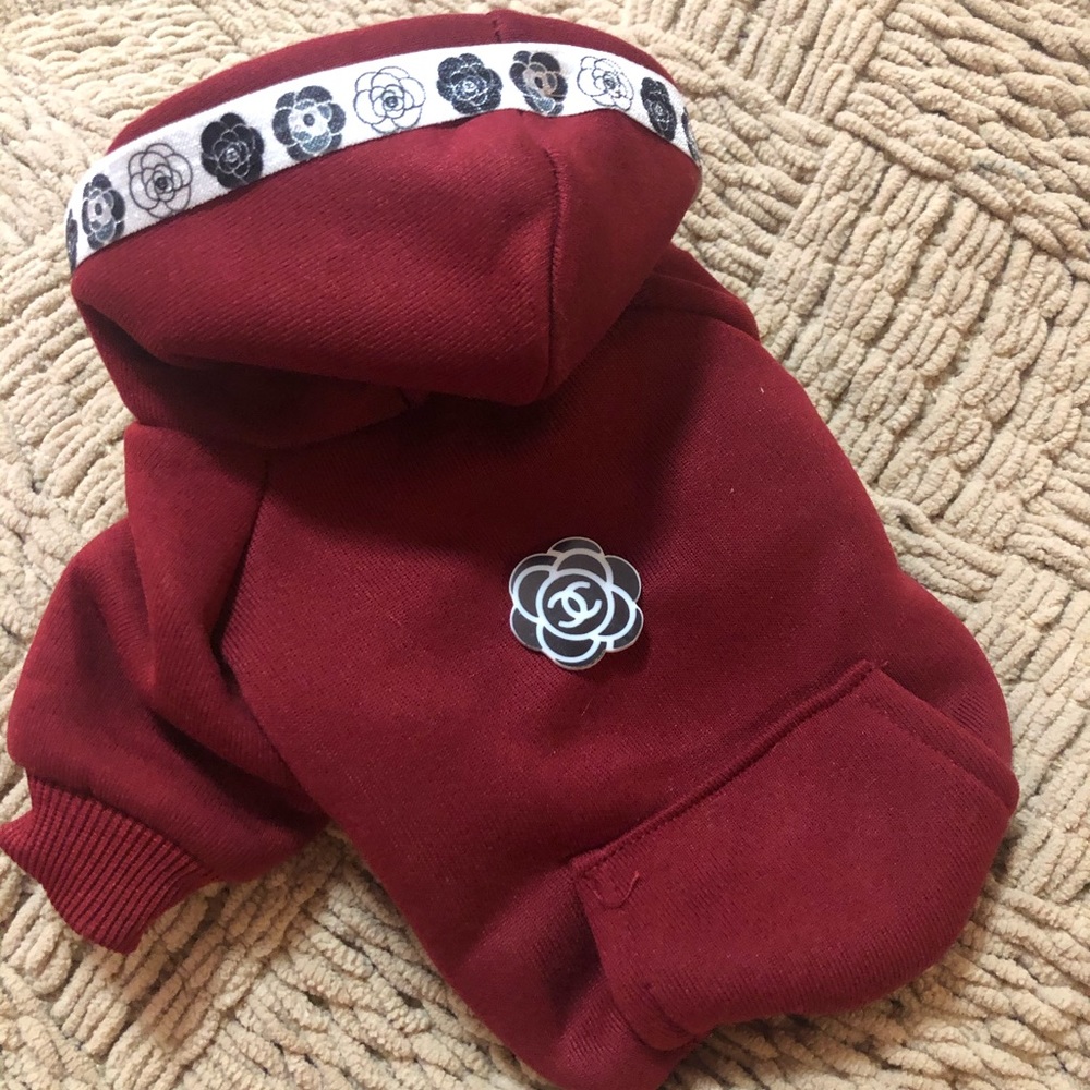 Floral C designer hoodie sweatshirt dog button M